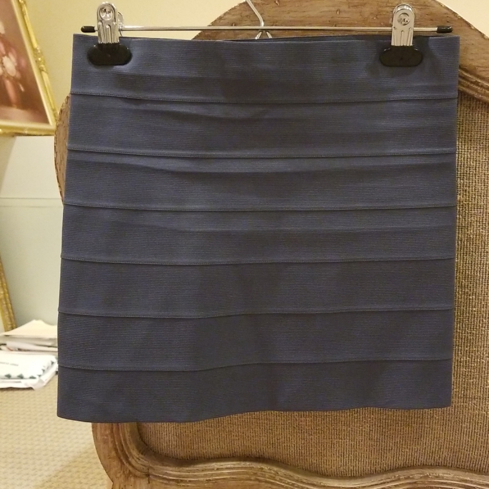 Really cool.... fitted spandex skirt